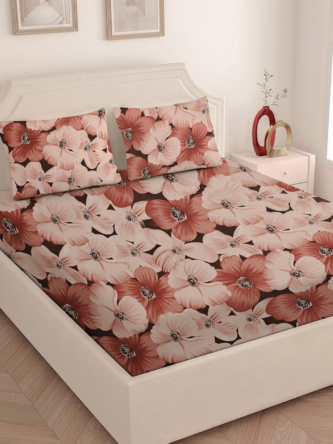 Star Weaves Brown & Pink Floral 200 TC King Bedsheet with 2 Pillow Covers 2.28 m x 2.74 m 
Star Weaves Brown & Pink Floral 200 TC King Bedsheet with 2 Pillow Covers 2.28 m x 2.74 m