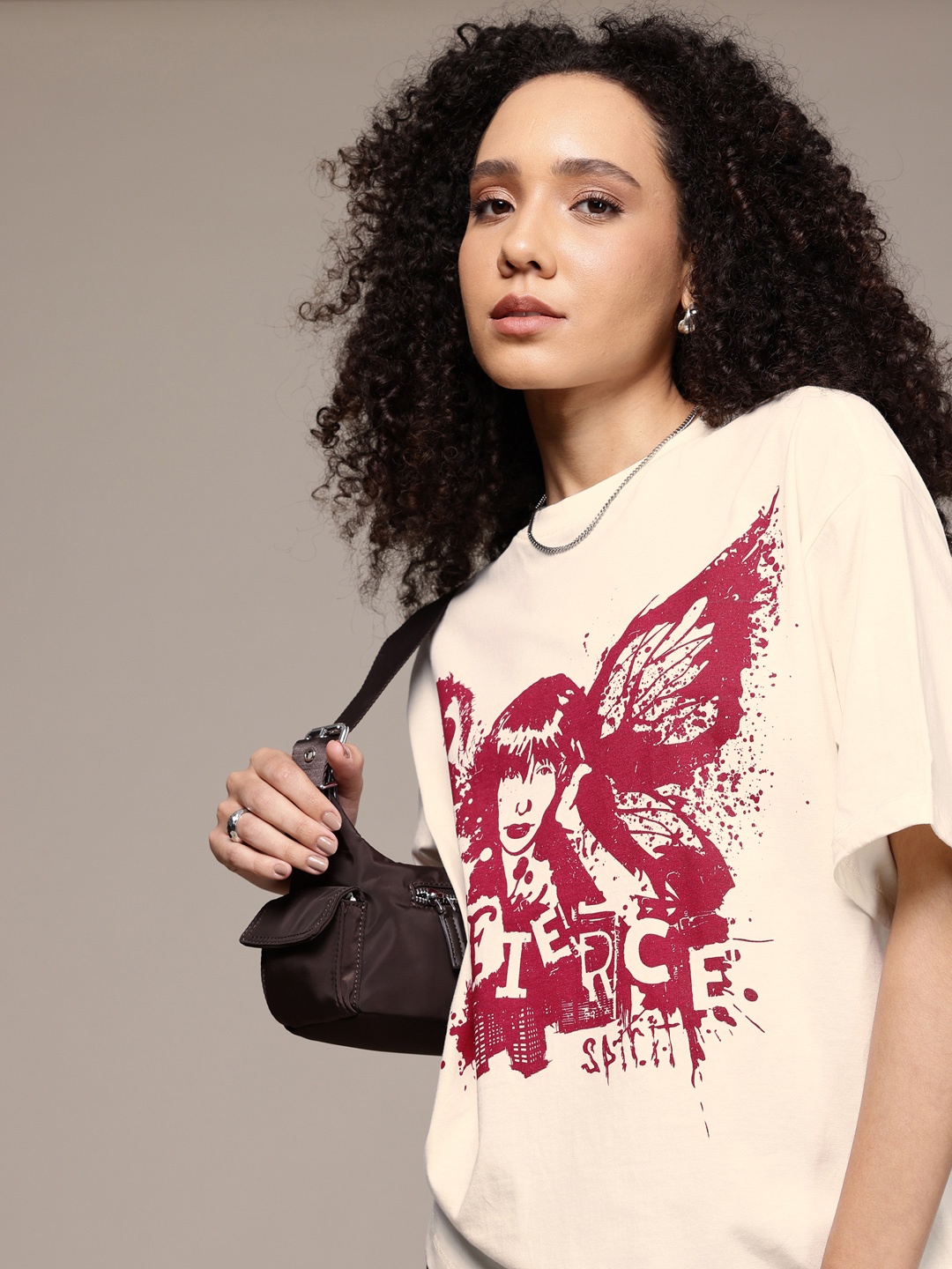 The Roadster Life Co. Printed Drop-Shoulder Sleeves Pure Cotton Oversized T-shirt, Cream
The Roadster Life Co. Printed Drop-Shoulder Sleeves Pure Cotton Oversized T-shirt, Cream