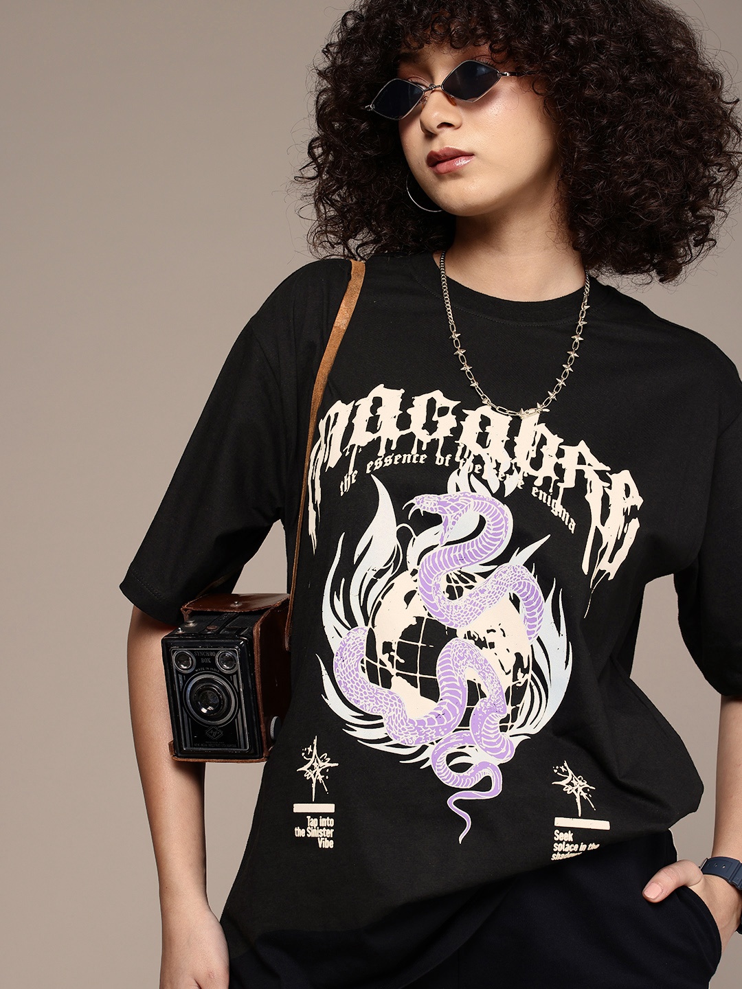 The Roadster Life Co. Printed Drop-Shoulder Sleeves Pure Cotton Oversized T-shirt, Black
The Roadster Life Co. Printed Drop-Shoulder Sleeves Pure Cotton Oversized T-shirt, Black