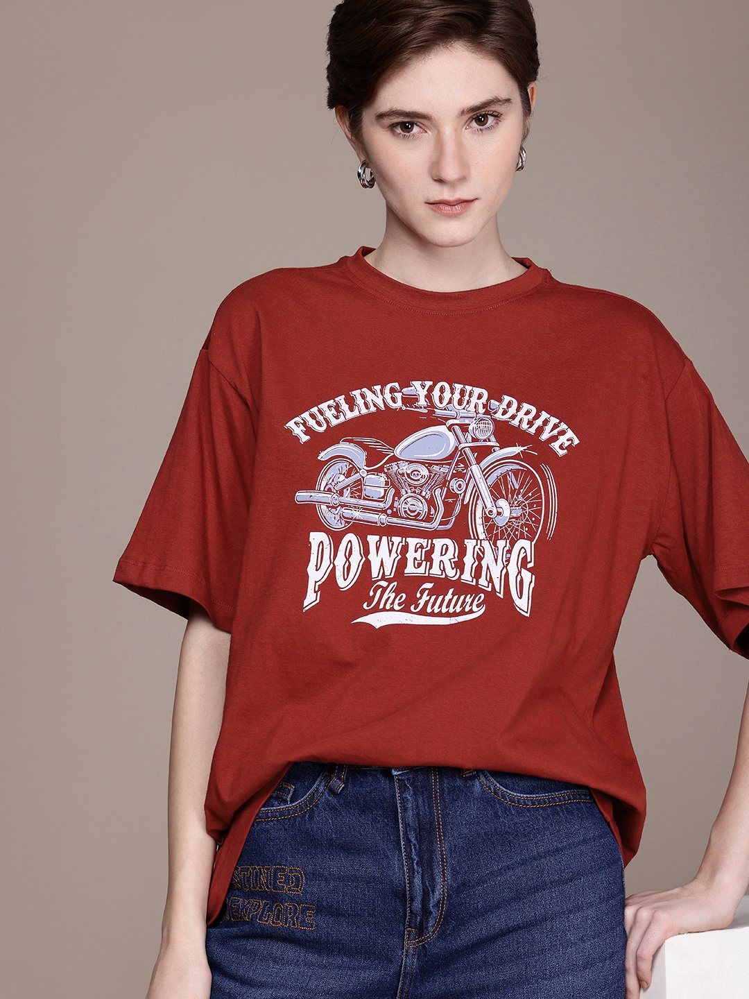The Roadster Life Co. Pure Cotton Typography Drop-Shoulder Sleeves Oversized T-shirt, Maroon
The Roadster Life Co. Pure Cotton Typography Drop-Shoulder Sleeves Oversized T-shirt, Maroon