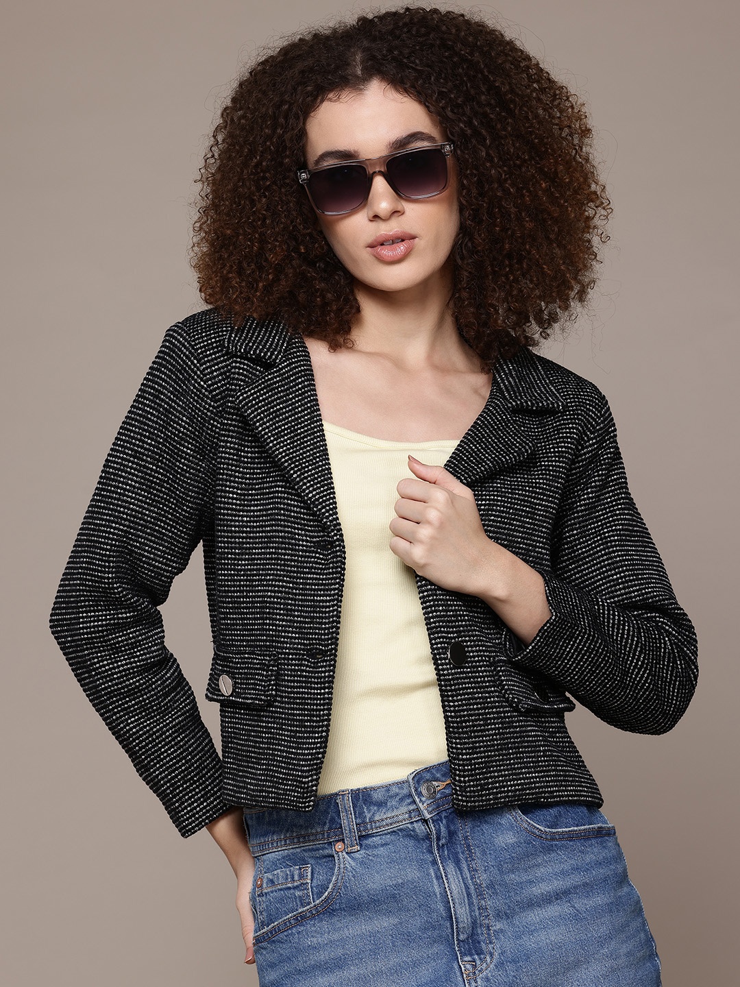The Roadster Lifestyle Co. Self Design Single-Breasted Woollen Tweed Crop Blazer, Black
The Roadster Lifestyle Co. Self Design Single-Breasted Woollen Tweed Crop Blazer, Black