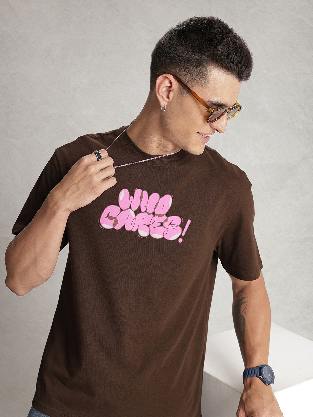 WROGN Typography Printed Drop-Shoulder Sleeves Pure Cotton Oversized T-shirt, Coffee brown
WROGN Typography Printed Drop-Shoulder Sleeves Pure Cotton Oversized T-shirt, Coffee brown
