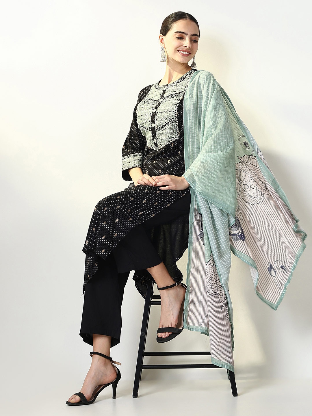 SHOWOFF Women Ethnic Motifs Printed Regular Thread Work Kurta with Palazzos & With Dupatta, Black
SHOWOFF Women Ethnic Motifs Printed Regular Thread Work Kurta with Palazzos & With Dupatta, Black