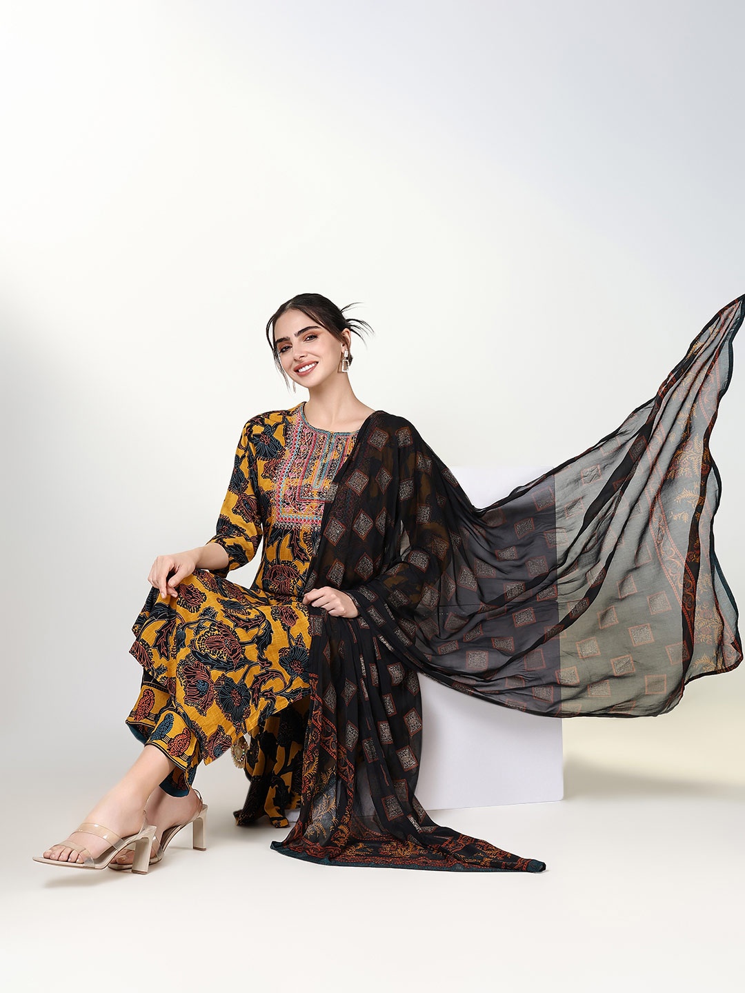 SHOWOFF Women Floral Printed Regular Thread Work Kurta with Trousers & With Dupatta, Yellow
SHOWOFF Women Floral Printed Regular Thread Work Kurta with Trousers & With Dupatta, Yellow