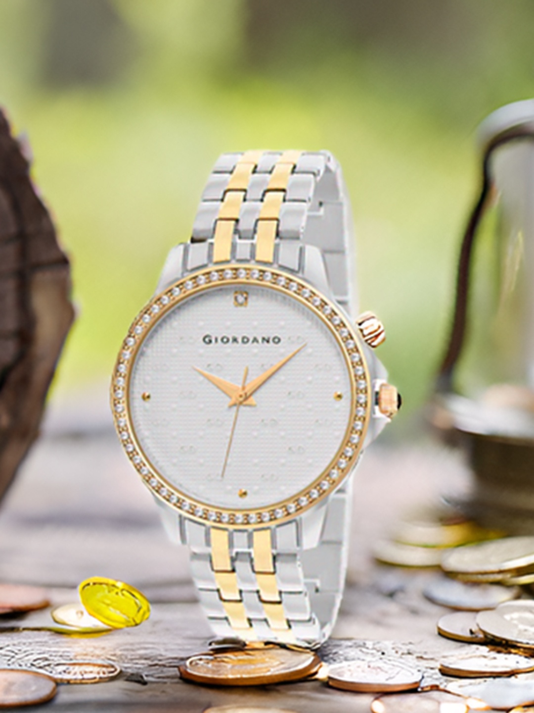 GIORDANO Women Embellished Dial Bracelet Style Straps Analogue Watch GD-4209-44, Silver
GIORDANO Women Embellished Dial Bracelet Style Straps Analogue Watch GD-4209-44, Silver