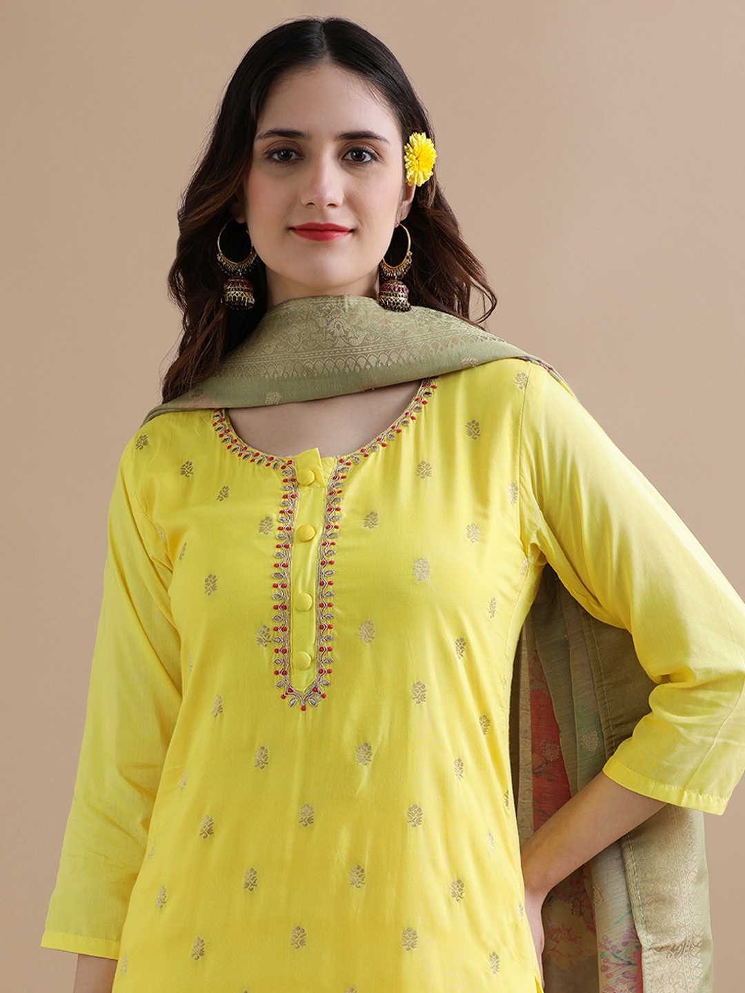 Jaipur Kurti Women Ethnic Motifs Embroidered Regular Sequinned Kurta with Trousers & With Dupatta, Yellow
Jaipur Kurti Women Ethnic Motifs Embroidered Regular Sequinned Kurta with Trousers & With Dupatta, Yellow