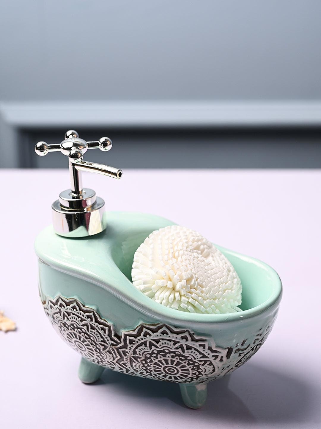 MARKET99 Green & White Ethnic Motifs Bath Tub Ceramic Waterproof Soap Dispenser - 300 ml
MARKET99 Green & White Ethnic Motifs Bath Tub Ceramic Waterproof Soap Dispenser - 300 ml