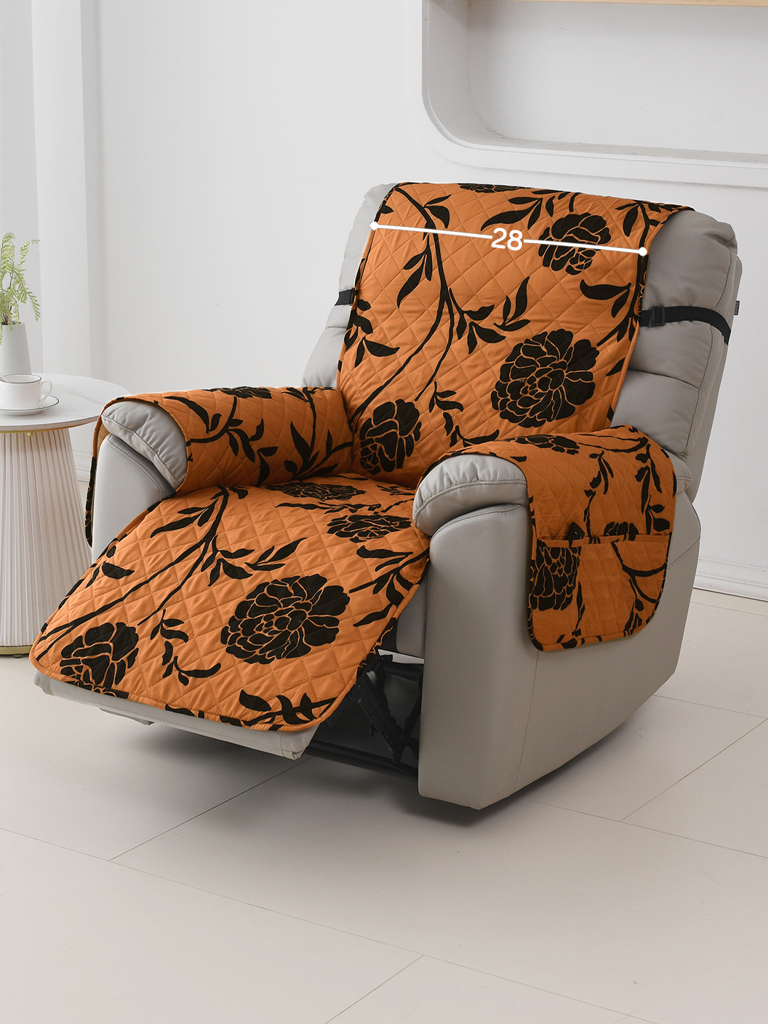 HOKIPO Copper-Toned & Black Printed Polyester Waterproof Recliner Sofa Cover with Pockets
HOKIPO Copper-Toned & Black Printed Polyester Waterproof Recliner Sofa Cover with Pockets