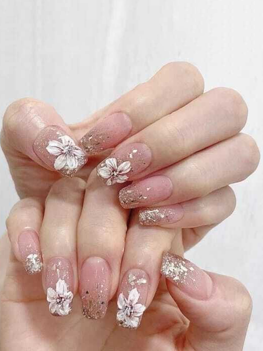 The Pink Truck Set Of 24 Reusable Artificial Nails With Wooden Stick & Nail Filer - R758, Cream
The Pink Truck Set Of 24 Reusable Artificial Nails With Wooden Stick & Nail Filer - R758, Cream