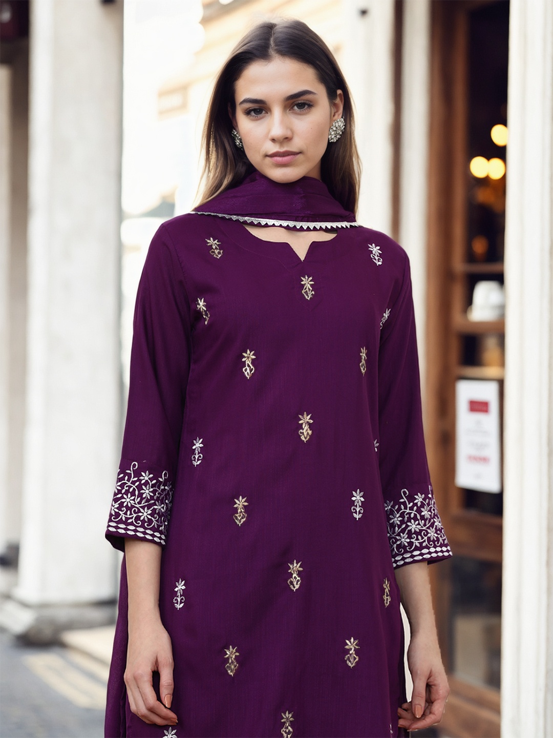 Jaipur Kurti Women Ethnic Motifs Embroidered Regular Kurta with Trousers & With Dupatta, Purple
Jaipur Kurti Women Ethnic Motifs Embroidered Regular Kurta with Trousers & With Dupatta, Purple