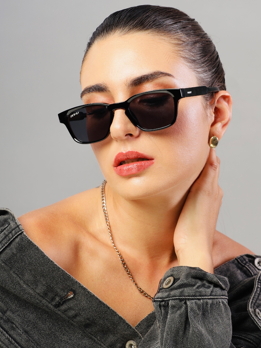 RESIST EYEWEAR Unisex Wayfarer Sunglasses with UV Protected Lens DANIEL BLACK BLACK 2
RESIST EYEWEAR Unisex Wayfarer Sunglasses with UV Protected Lens DANIEL BLACK BLACK 2