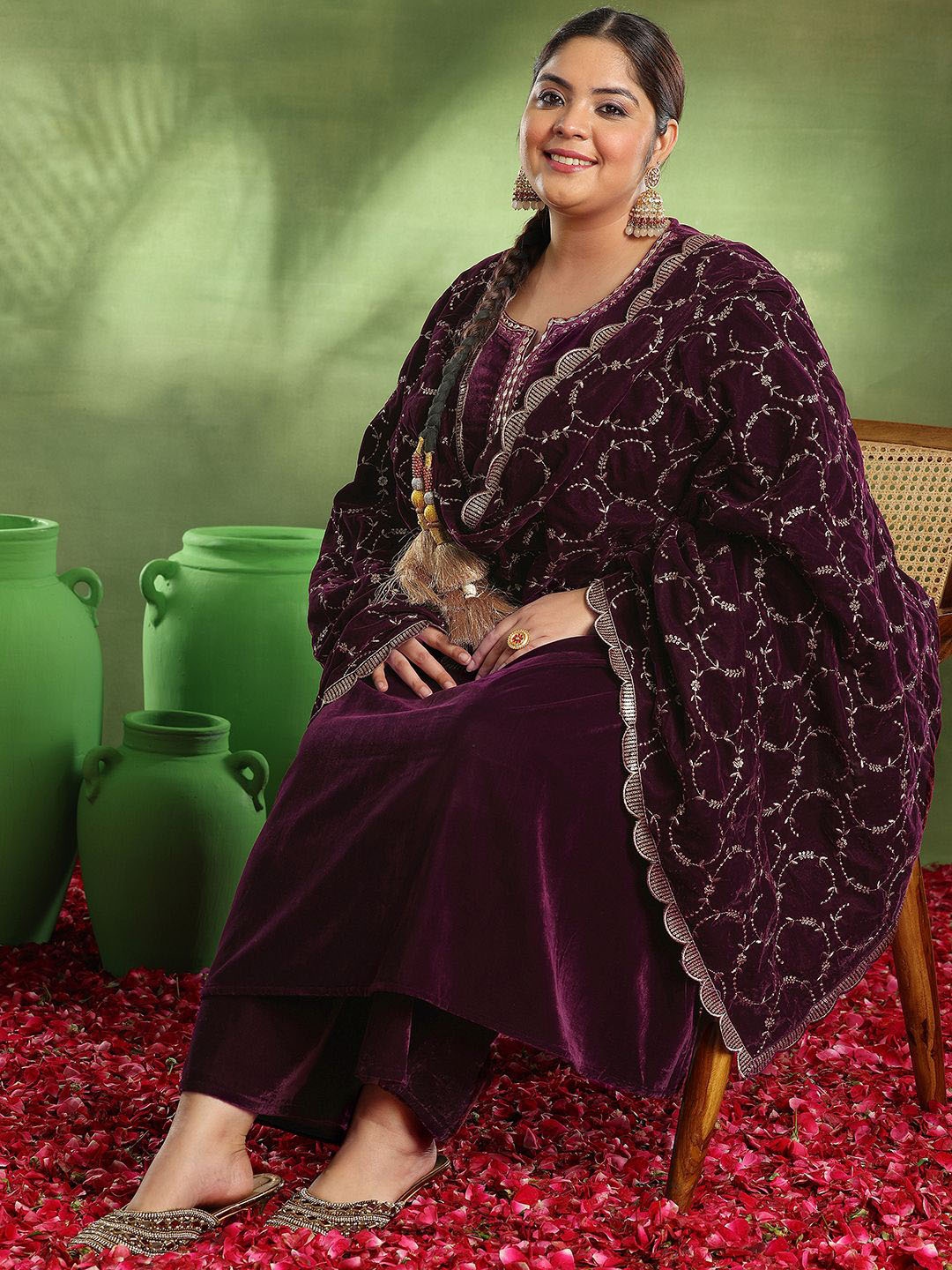 EXTRA LOVE BY LIBAS Plus Size Floral Yoke Design Velvet Kurta With Trousers & Dupatta, Burgundy
EXTRA LOVE BY LIBAS Plus Size Floral Yoke Design Velvet Kurta With Trousers & Dupatta, Burgundy