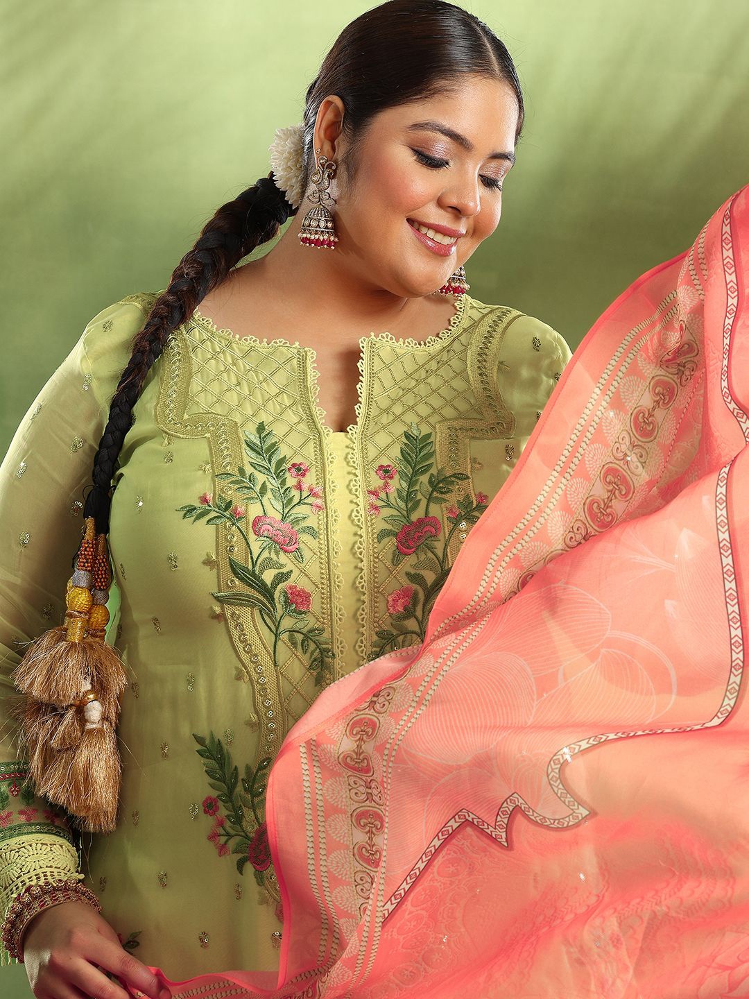 EXTRA LOVE BY LIBAS Plus Size Embroidered Organza Straight Kurta with Trousers & Dupatta, Yellow
EXTRA LOVE BY LIBAS Plus Size Embroidered Organza Straight Kurta with Trousers & Dupatta, Yellow