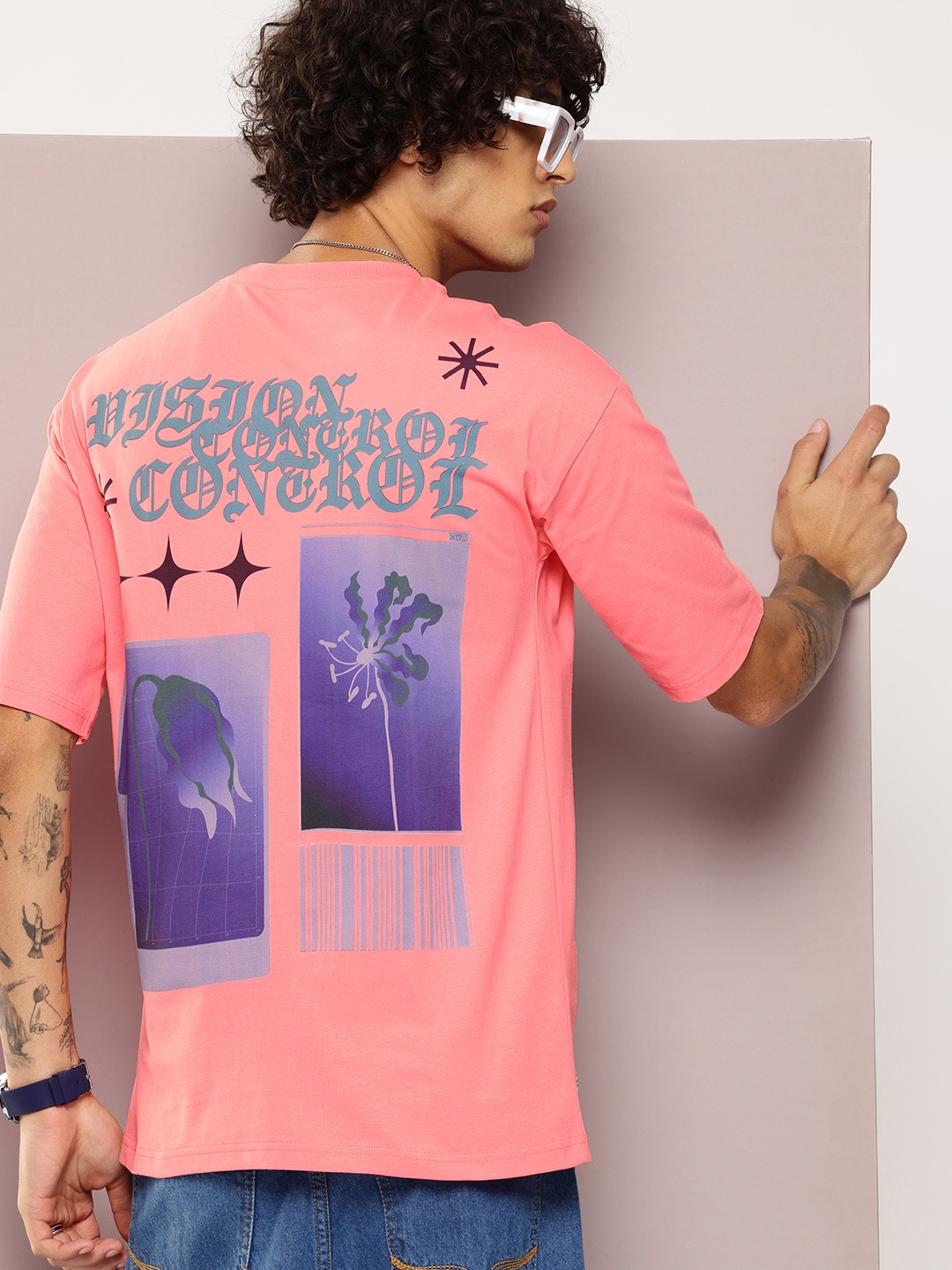 Kook N Keech Typography Printed Drop-Shoulder Sleeves Oversized T-shirt with Pocket, Pink
Kook N Keech Typography Printed Drop-Shoulder Sleeves Oversized T-shirt with Pocket, Pink