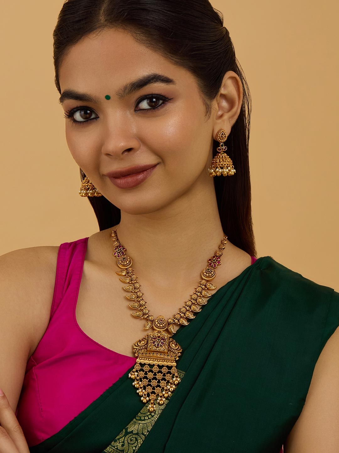 Kushal's Fashion Jewellery Gold-Plated Stone Studded & Beaded Ethnic Antique Jewellery Set
Kushal's Fashion Jewellery Gold-Plated Stone Studded & Beaded Ethnic Antique Jewellery Set