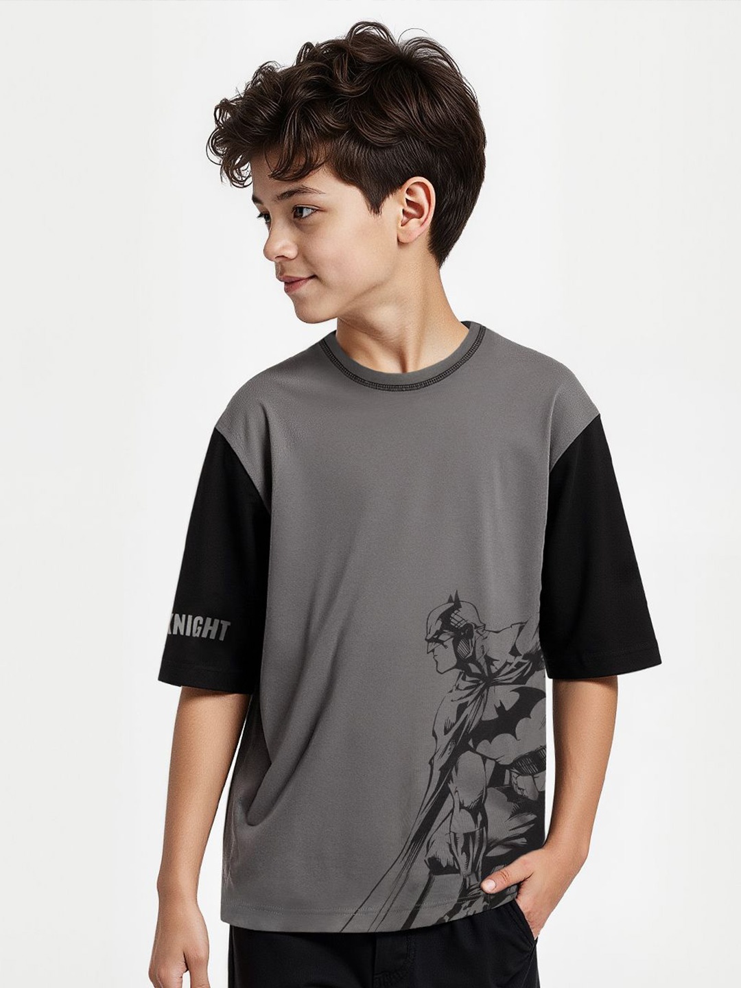 The Souled Store Boys Graphic Printed Round Neck Cotton Oversized DC Comics T-shirt, Grey
The Souled Store Boys Graphic Printed Round Neck Cotton Oversized DC Comics T-shirt, Grey