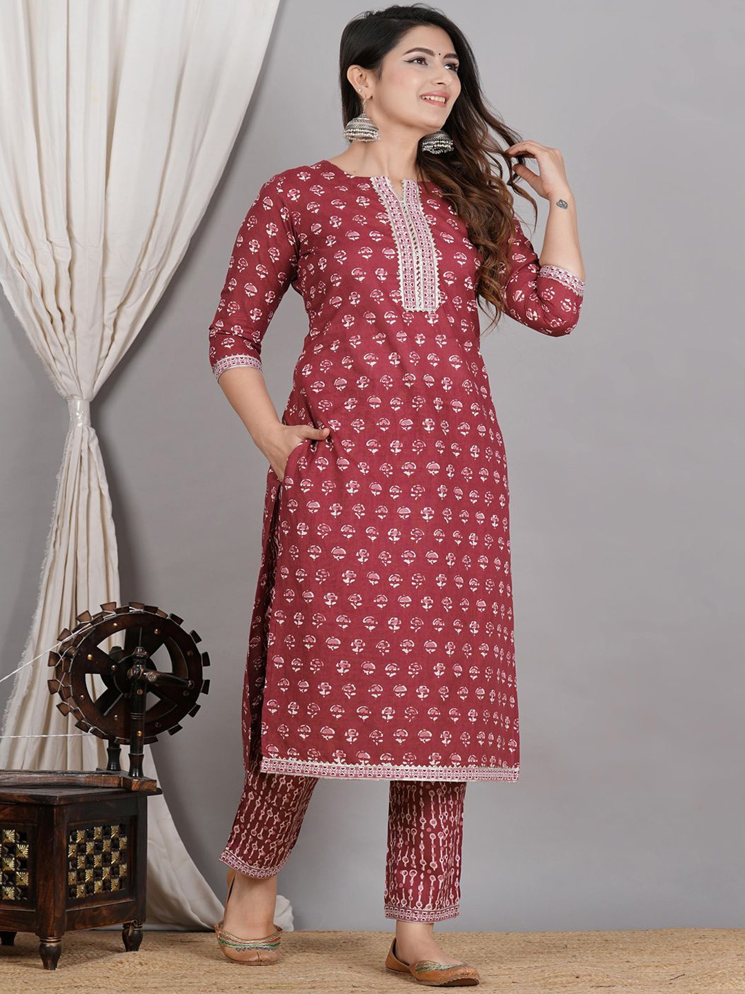 SIGNORIA Floral Printed Round Neck Regular Pure Cotton Straight Kurta With Trouser, Red
SIGNORIA Floral Printed Round Neck Regular Pure Cotton Straight Kurta With Trouser, Red