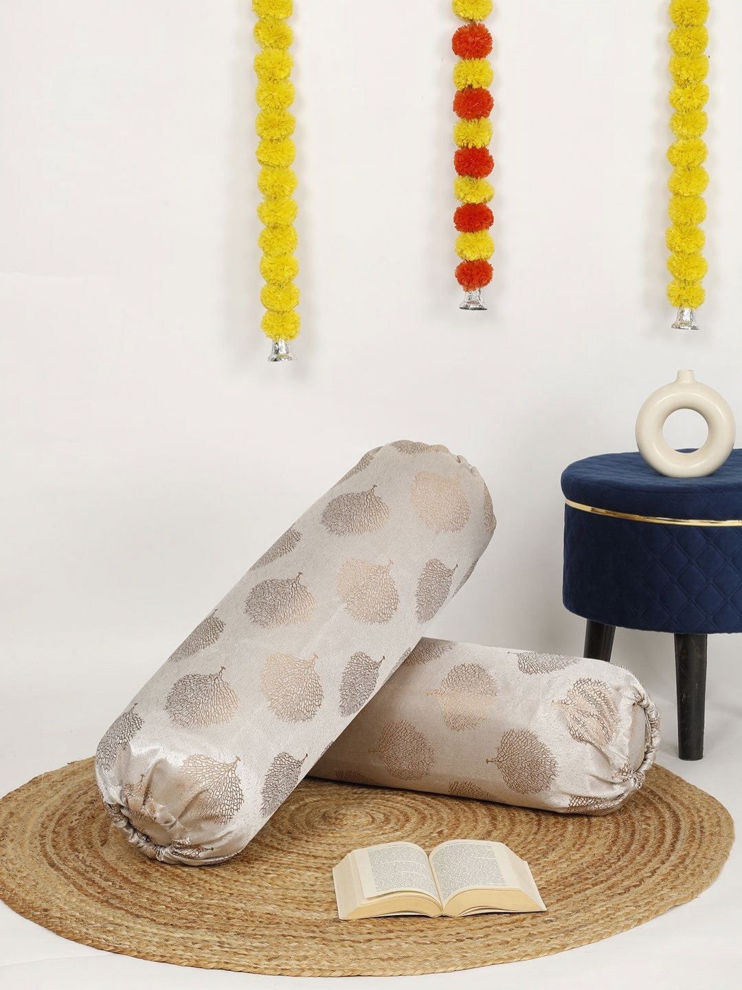 THE CONVERSION White & Gold-Toned 2 Pieces Ethnic Motifs Printed Jacquard Bolster Covers
THE CONVERSION White & Gold-Toned 2 Pieces Ethnic Motifs Printed Jacquard Bolster Covers