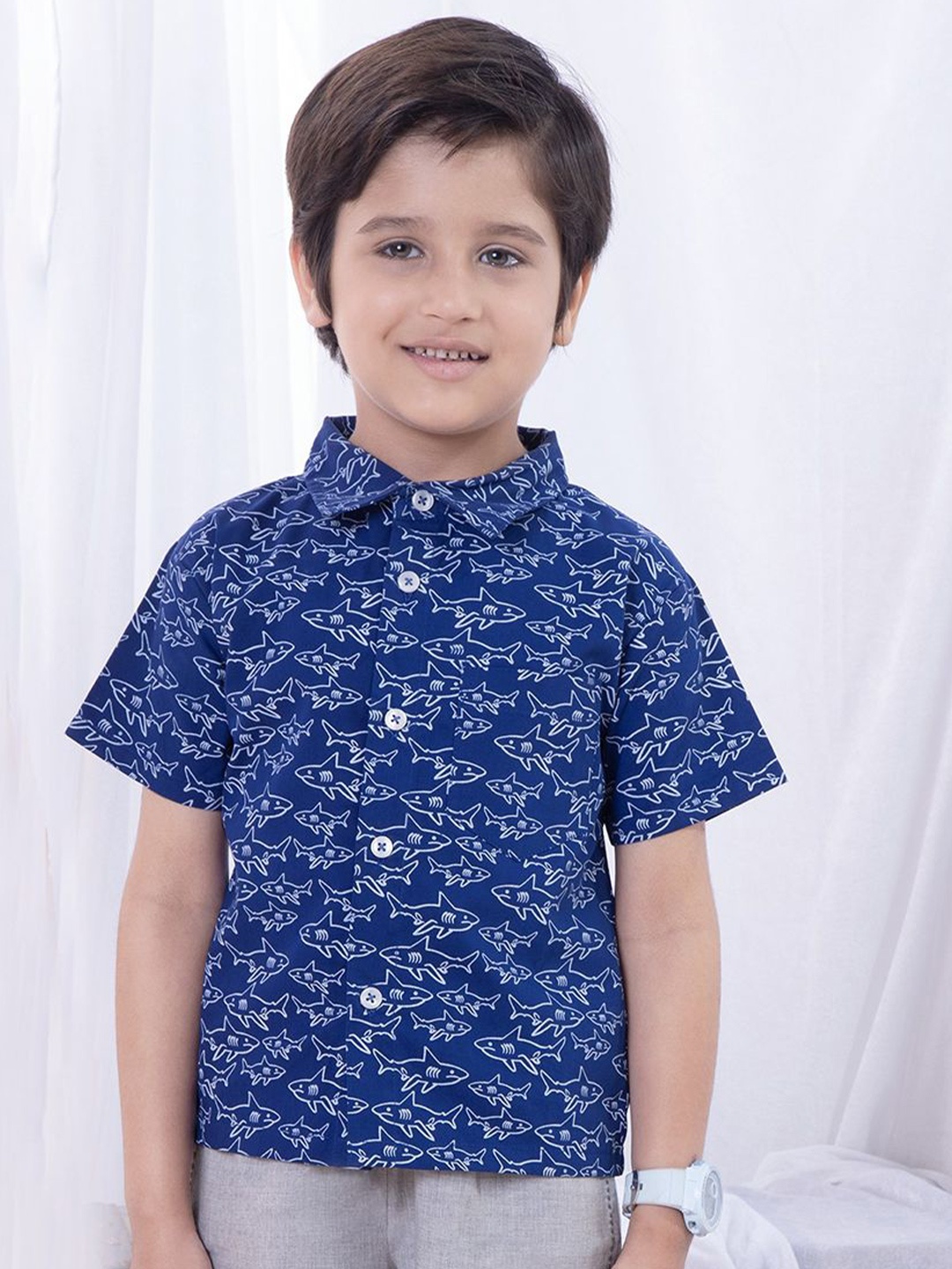 Soleilclo Boys Comfort Spread Collar Conversational Printed Cotton Casual Shirt, Navy blue
Soleilclo Boys Comfort Spread Collar Conversational Printed Cotton Casual Shirt, Navy blue