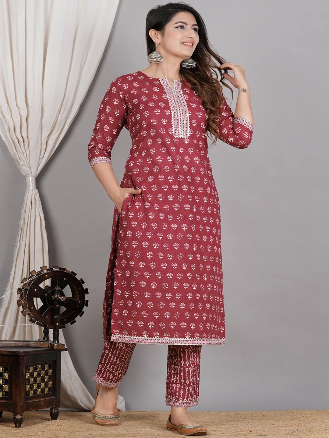 ZOYOTO Floral Printed Round Neck Regular Pure Cotton Straight Kurta With Trouser, Red
ZOYOTO Floral Printed Round Neck Regular Pure Cotton Straight Kurta With Trouser, Red