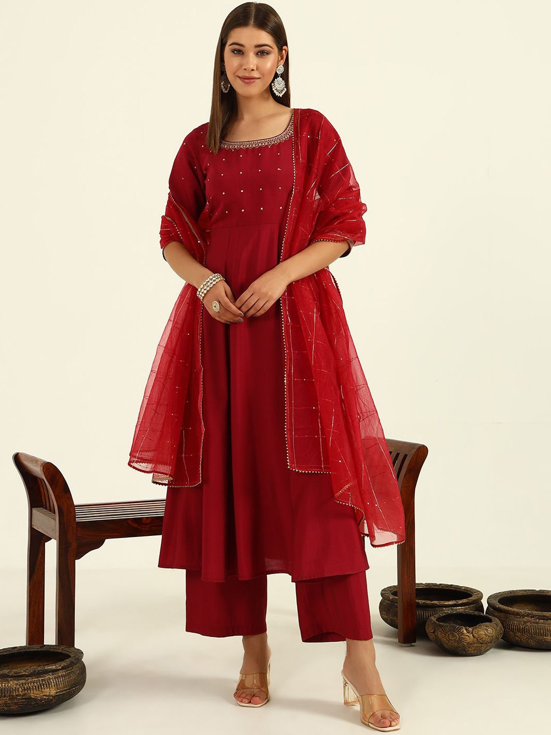 FIORRA Ethnic Motifs Embroidered Regular Sequinned A-Line Kurta with Trousers & Dupatta, Maroon
FIORRA Ethnic Motifs Embroidered Regular Sequinned A-Line Kurta with Trousers & Dupatta, Maroon
