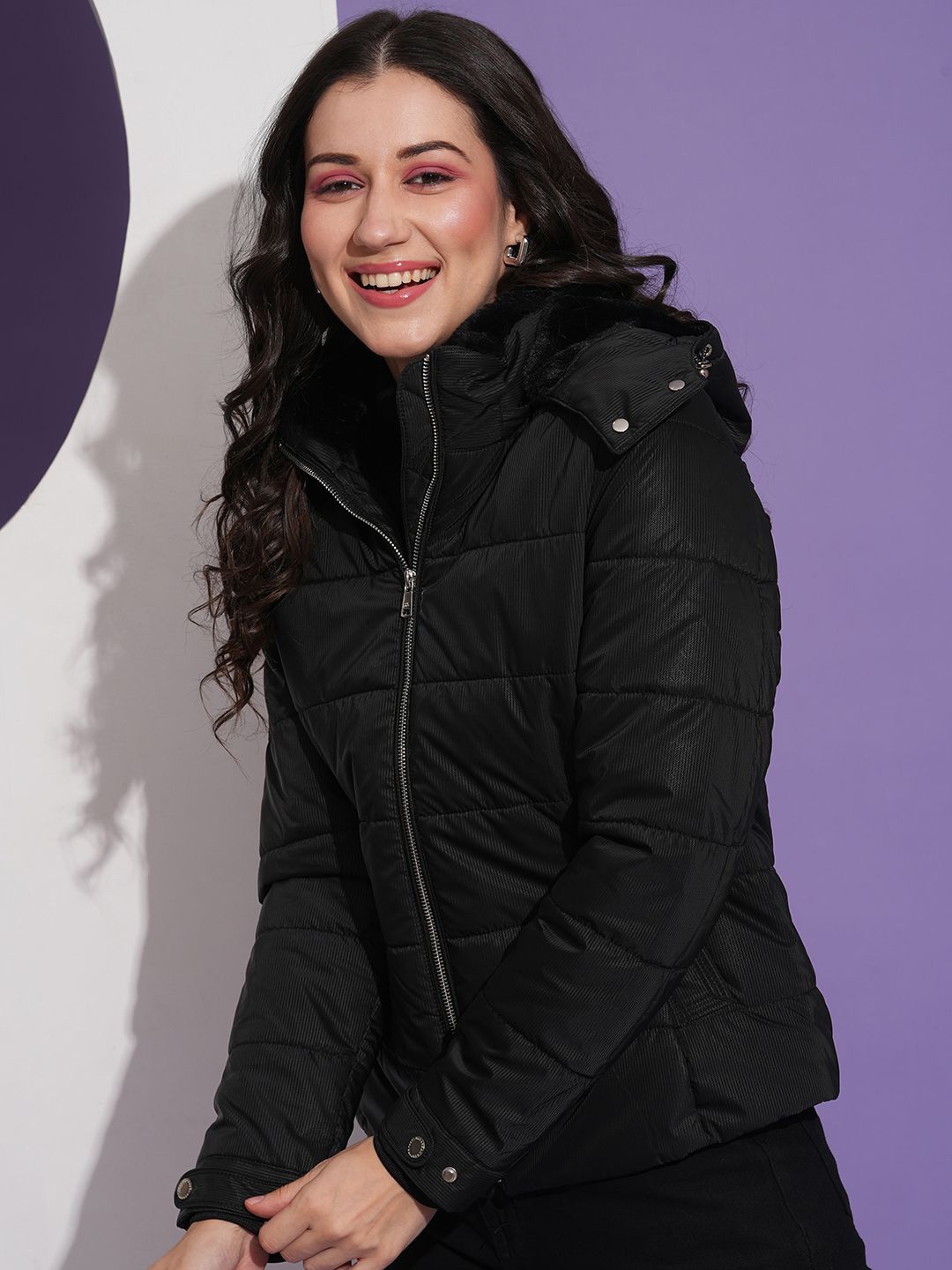 Globus Mock Neck Front Pockets Winter Wear Insulator Puffer Jacket With Detachable Hood, Black
Globus Mock Neck Front Pockets Winter Wear Insulator Puffer Jacket With Detachable Hood, Black