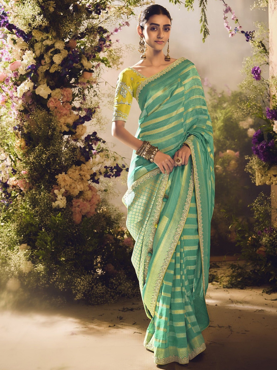 MAHALASA Ethnic Motifs Woven Design Embroidered Pure Silk Kanjeevaram Saree, Sea green
MAHALASA Ethnic Motifs Woven Design Embroidered Pure Silk Kanjeevaram Saree, Sea green
