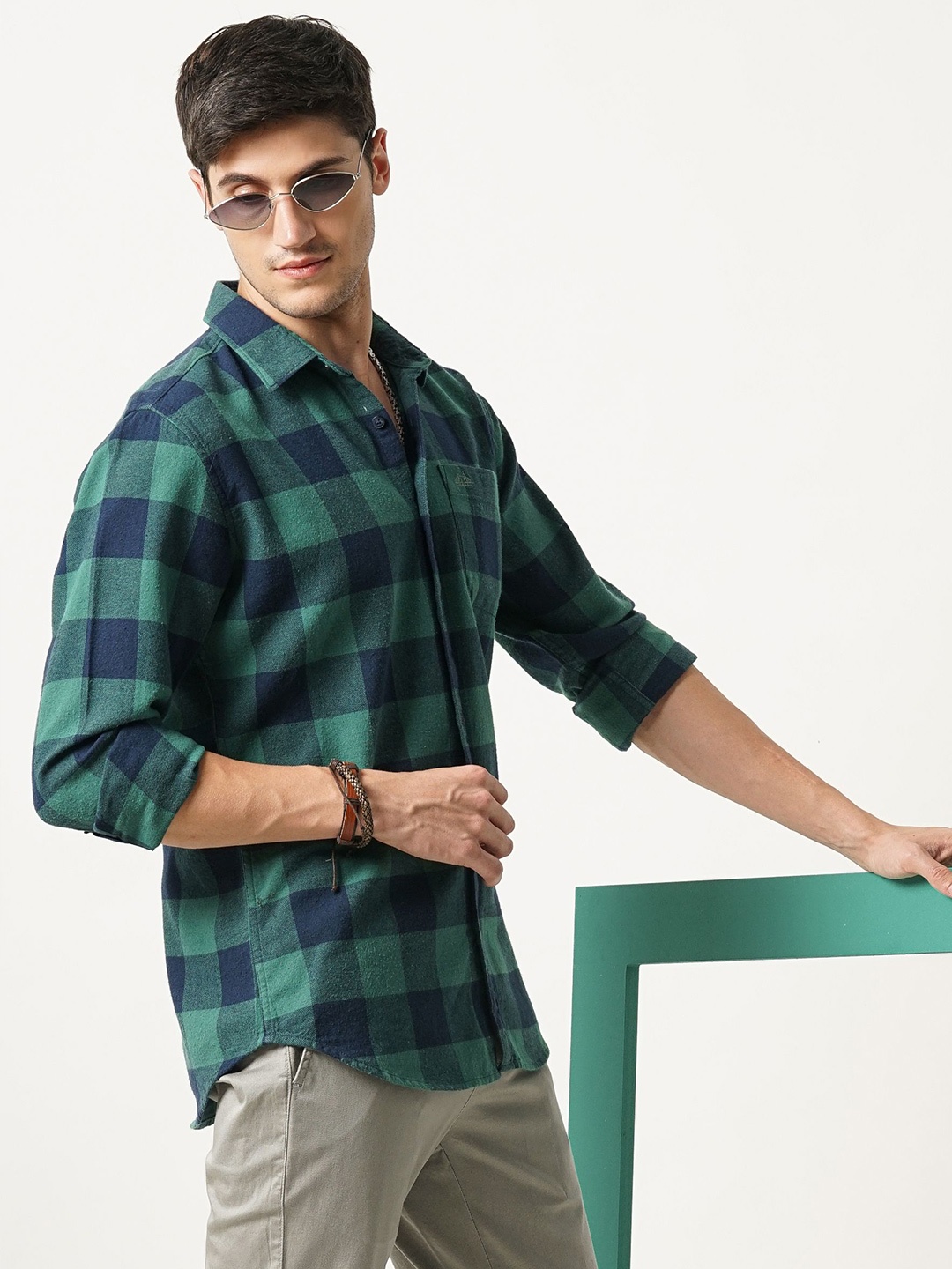 British Club Men Classic Spread Collar Buffalo checks Checked Cotton Casual Shirt, Green
British Club Men Classic Spread Collar Buffalo checks Checked Cotton Casual Shirt, Green