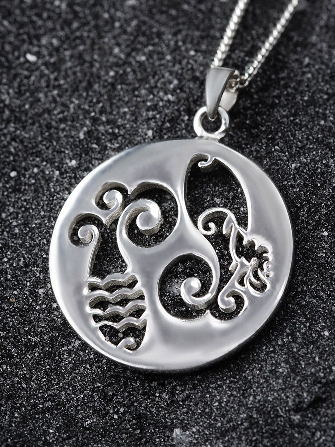 House of Aadyaa 92.5 Sterling Silver Pisces Zodiac Sign Circular Charm Pendant With Chain
House of Aadyaa 92.5 Sterling Silver Pisces Zodiac Sign Circular Charm Pendant With Chain