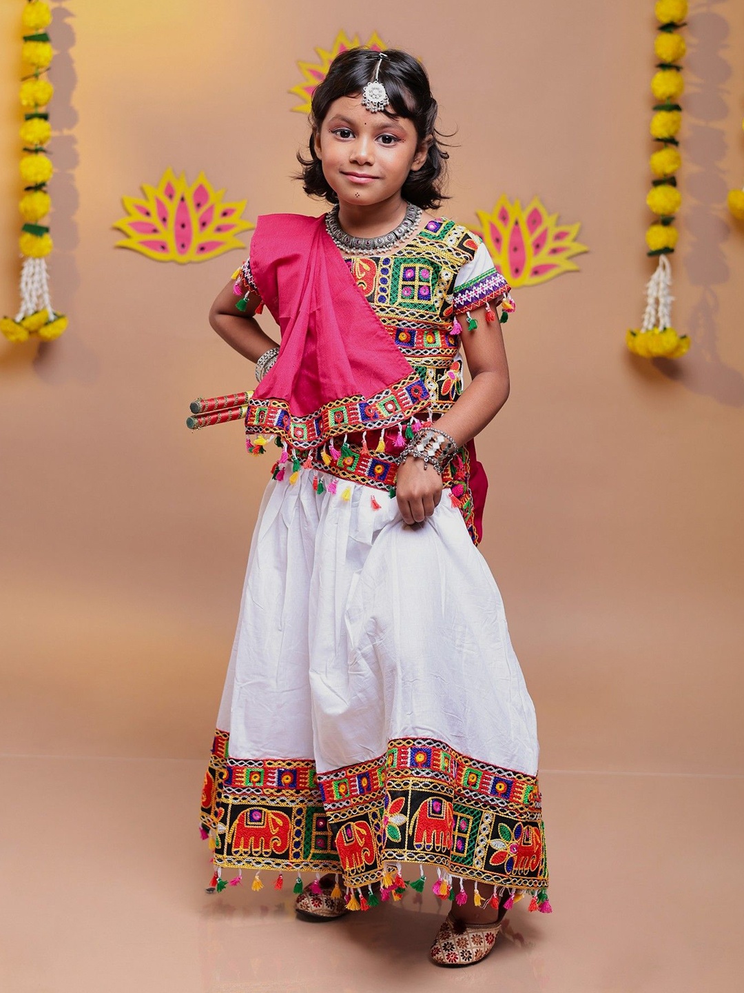 BANJARA INDIA Girls Embroidered Ready to Wear Cotton Lehenga & Blouse With Dupatta, White
BANJARA INDIA Girls Embroidered Ready to Wear Cotton Lehenga & Blouse With Dupatta, White