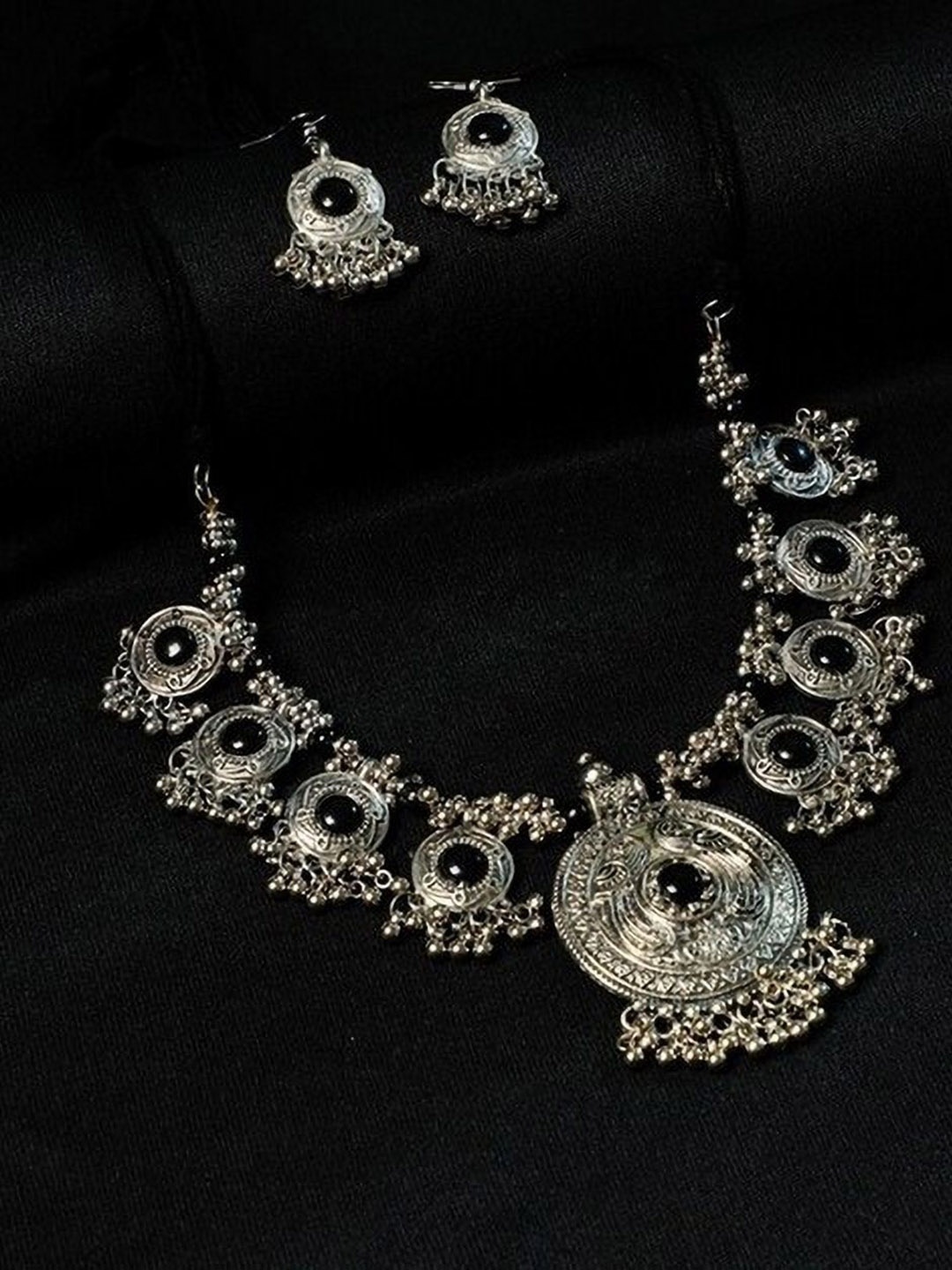Oxidized Heaven Sterling Silver Plated Stone Studded & Beaded Peacock Design Jewellery Set
Oxidized Heaven Sterling Silver Plated Stone Studded & Beaded Peacock Design Jewellery Set