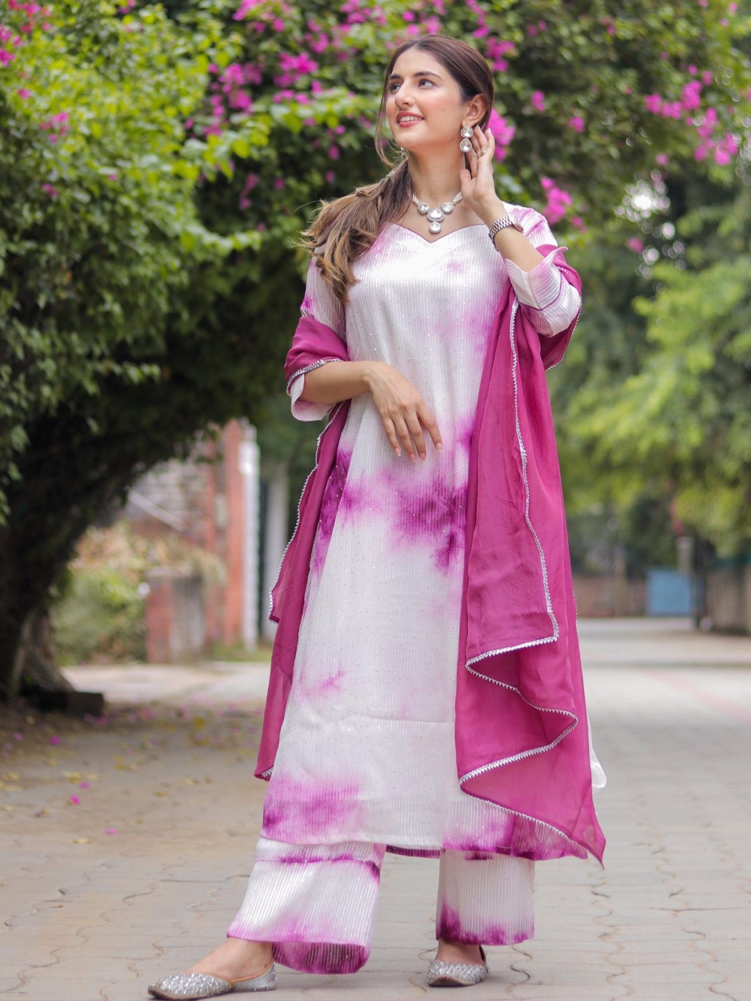 DIMPLE DESIGN STUDIO Ombre Dyed Regular Gotta Patti Kurta with Palazzos & Dupatta, Pink
DIMPLE DESIGN STUDIO Ombre Dyed Regular Gotta Patti Kurta with Palazzos & Dupatta, Pink