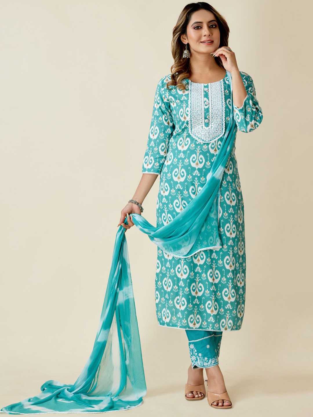 SARRAS Ethnic Motifs Printed Thread Work Pure Cotton Kurta With Trousers & Dupatta, Blue
SARRAS Ethnic Motifs Printed Thread Work Pure Cotton Kurta With Trousers & Dupatta, Blue