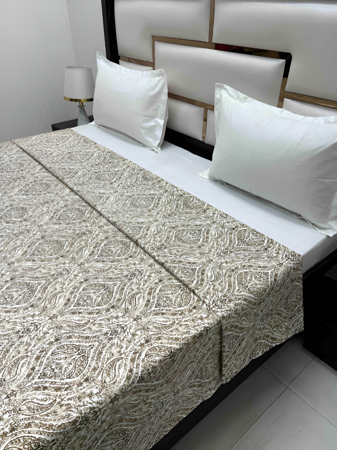 Pure Decor Cotton Double Bed King Size Winter Duvet Cover for Comforter Quilt & Rajai, White
Pure Decor Cotton Double Bed King Size Winter Duvet Cover for Comforter Quilt & Rajai, White
