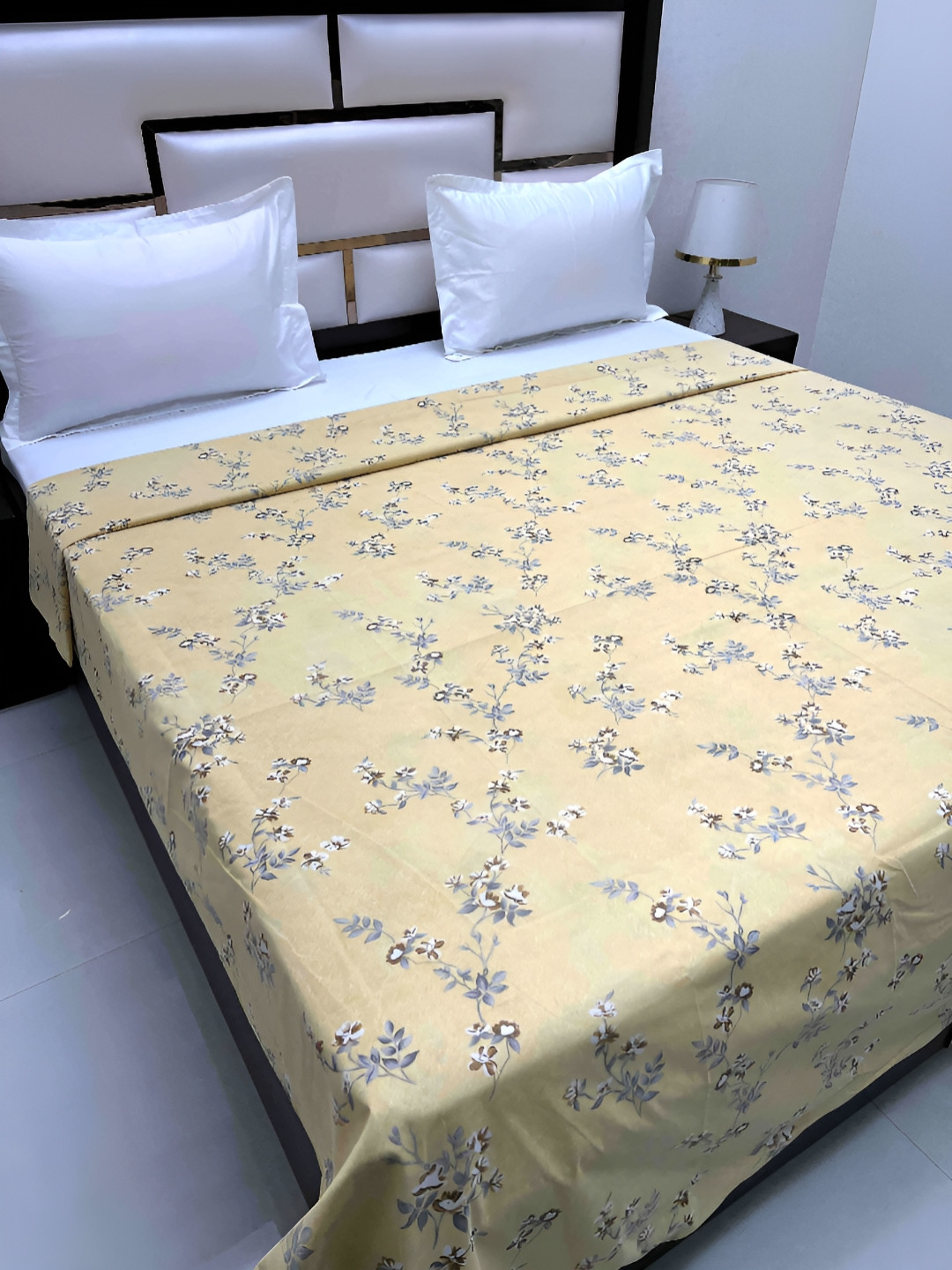 Pure Decor Cotton Double Bed King Size Winter Duvet Cover for Comforter Quilt & Rajai, Yellow
Pure Decor Cotton Double Bed King Size Winter Duvet Cover for Comforter Quilt & Rajai, Yellow