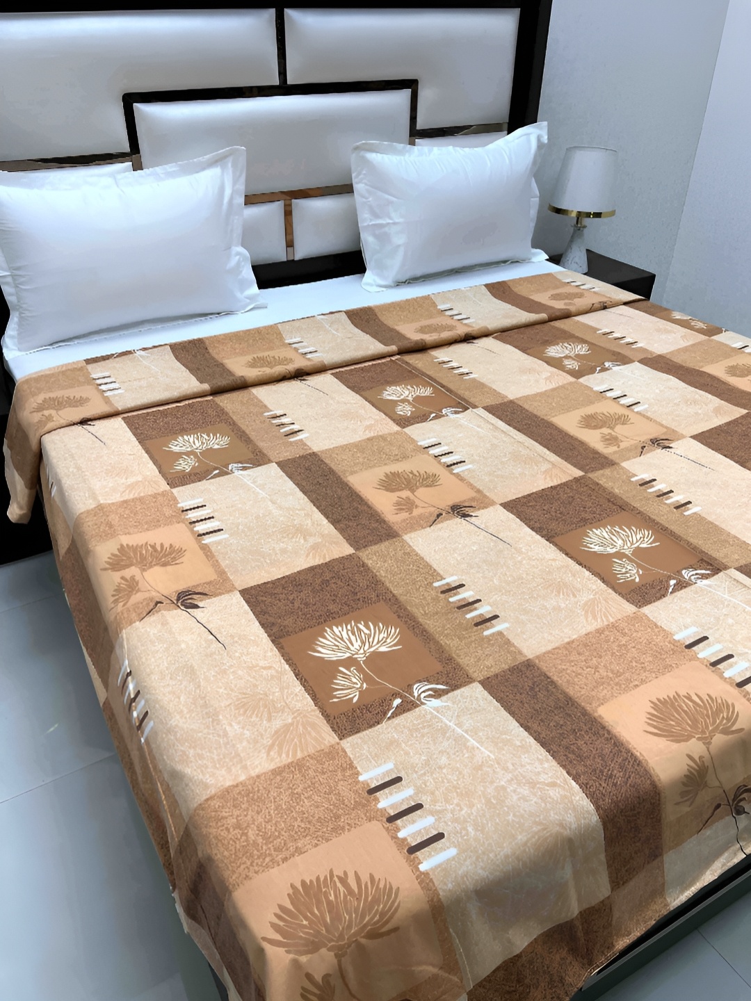 Pure Decor Cotton Double Bed King Size Winter Duvet Cover for Comforter Quilt & Rajai, Brown
Pure Decor Cotton Double Bed King Size Winter Duvet Cover for Comforter Quilt & Rajai, Brown