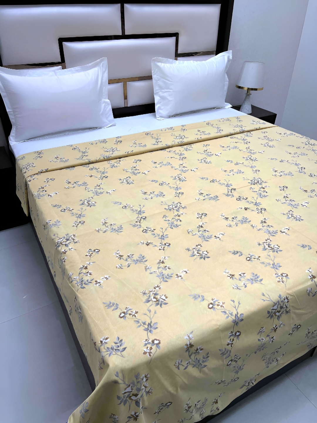 Pure Decor Cotton Double Bed King Size Winter Duvet Cover for Comforter Quilt & Rajai, Beige
Pure Decor Cotton Double Bed King Size Winter Duvet Cover for Comforter Quilt & Rajai, Beige