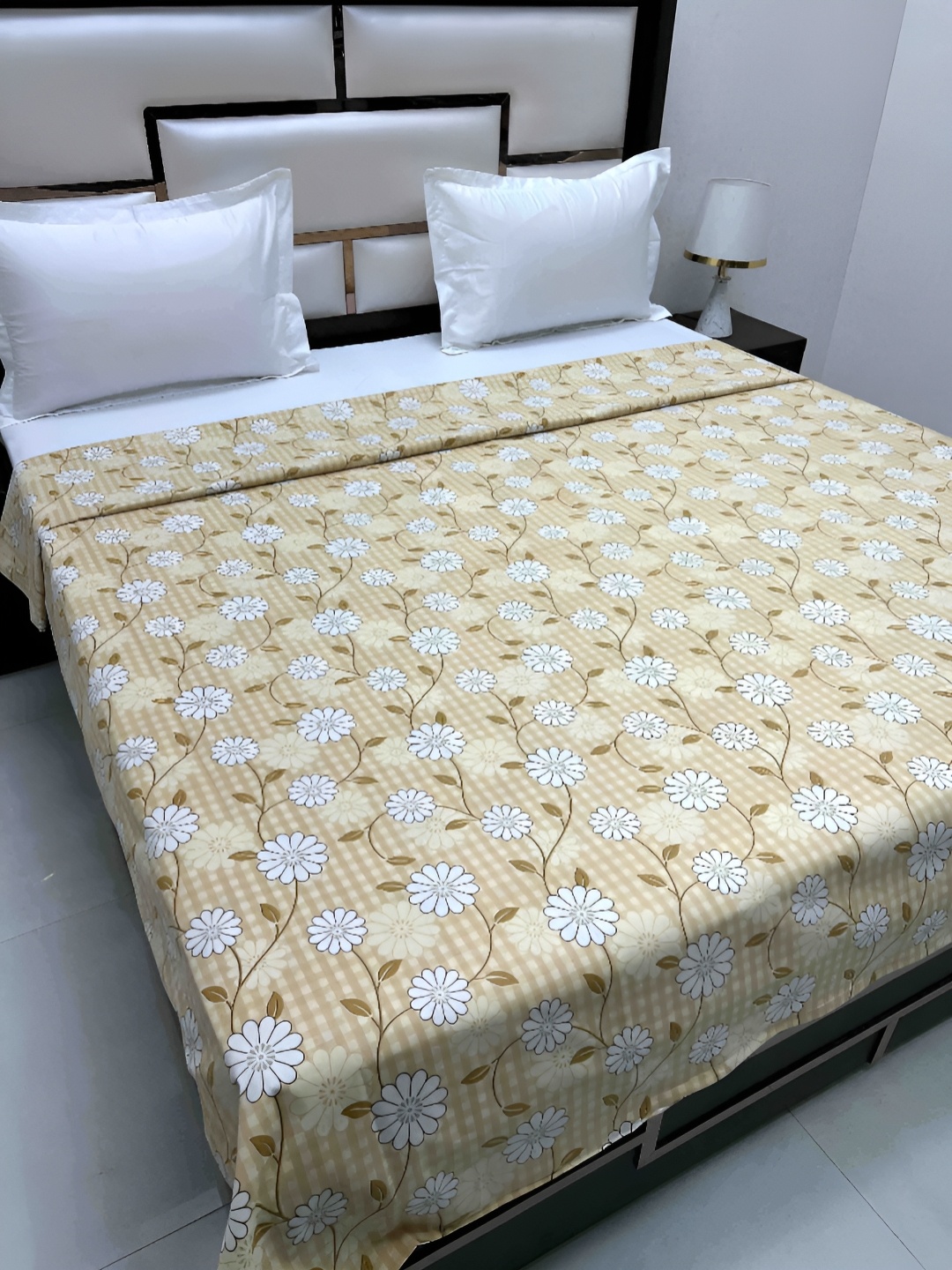 Pure Decor Cotton Double Bed King Size Winter Duvet Cover for Comforter Quilt & Rajai, Yellow
Pure Decor Cotton Double Bed King Size Winter Duvet Cover for Comforter Quilt & Rajai, Yellow
