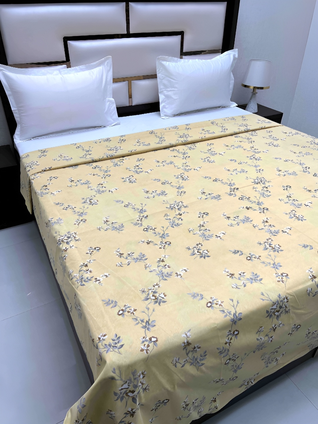 Pure Decor Cotton Double Bed King Size Winter Duvet Cover for Comforter Quilt & Rajai, Yellow
Pure Decor Cotton Double Bed King Size Winter Duvet Cover for Comforter Quilt & Rajai, Yellow