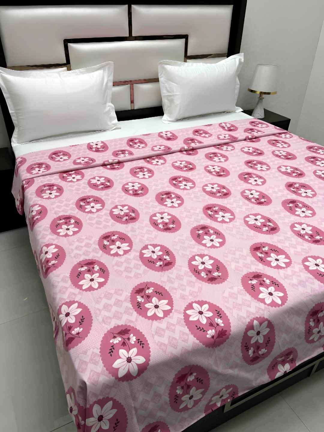 Pure Decor Cotton Double Bed King Size Winter Duvet Cover for Comforter Quilt & Rajai, Pink
Pure Decor Cotton Double Bed King Size Winter Duvet Cover for Comforter Quilt & Rajai, Pink
