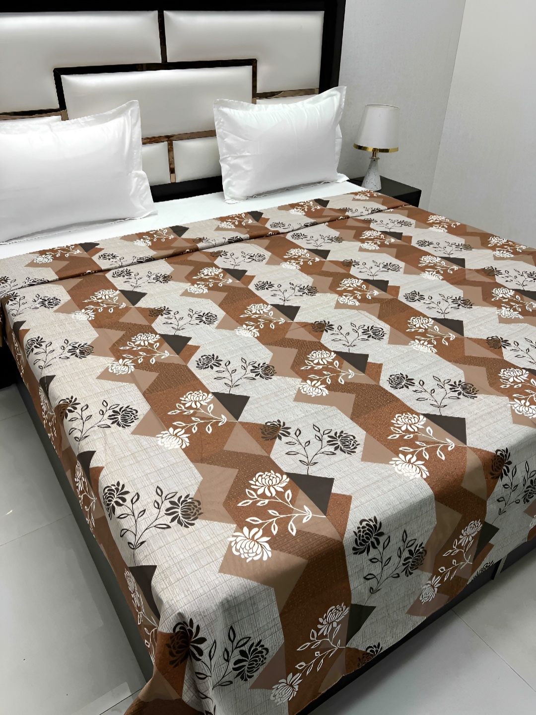 Pure Decor Cotton Double Bed King Size Winter Duvet Cover for Comforter Quilt & Rajai, Brown
Pure Decor Cotton Double Bed King Size Winter Duvet Cover for Comforter Quilt & Rajai, Brown