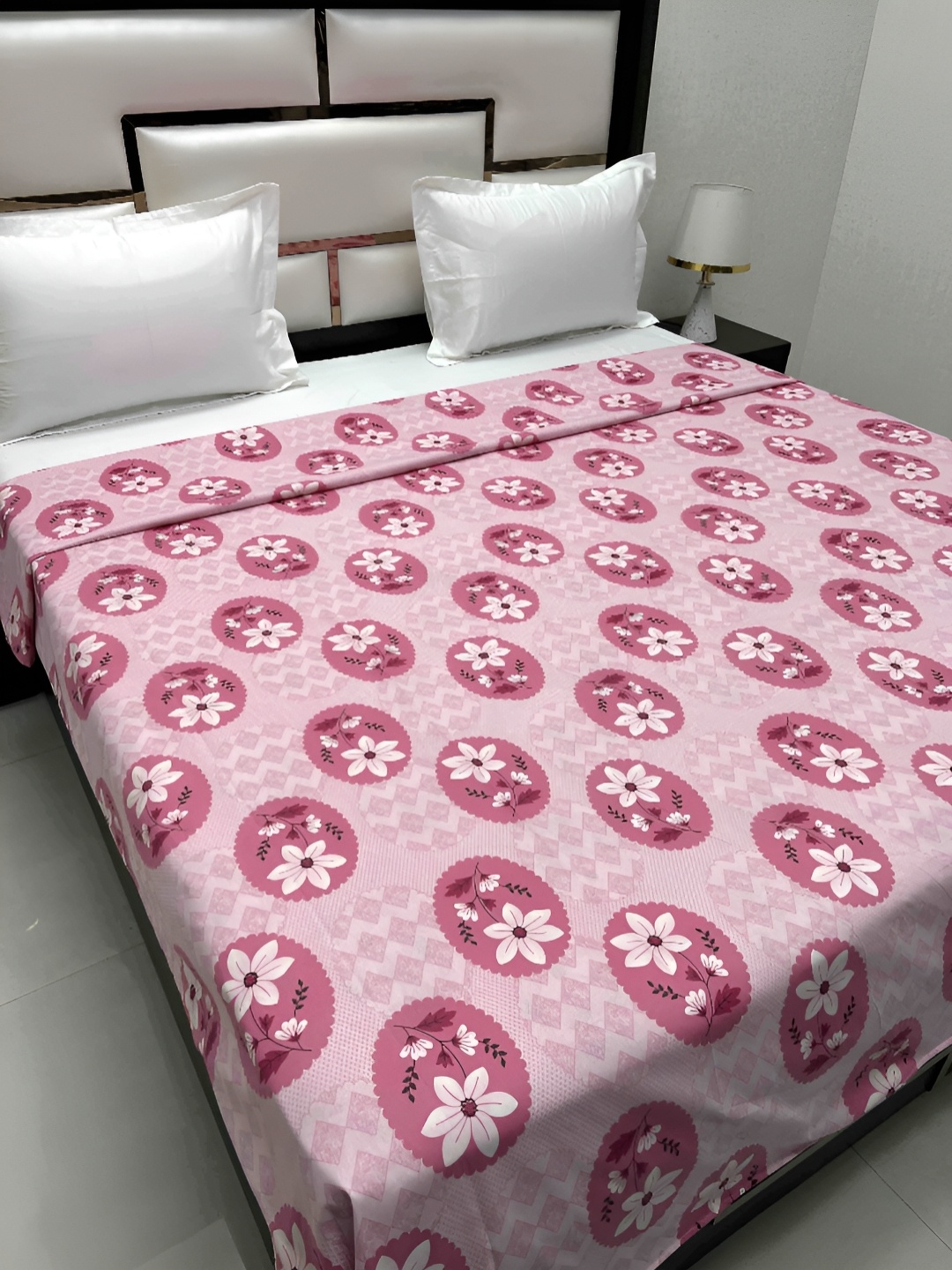 Pure Decor Cotton Double Bed King Size Winter Duvet Cover for Comforter Quilt & Rajai, Pink
Pure Decor Cotton Double Bed King Size Winter Duvet Cover for Comforter Quilt & Rajai, Pink