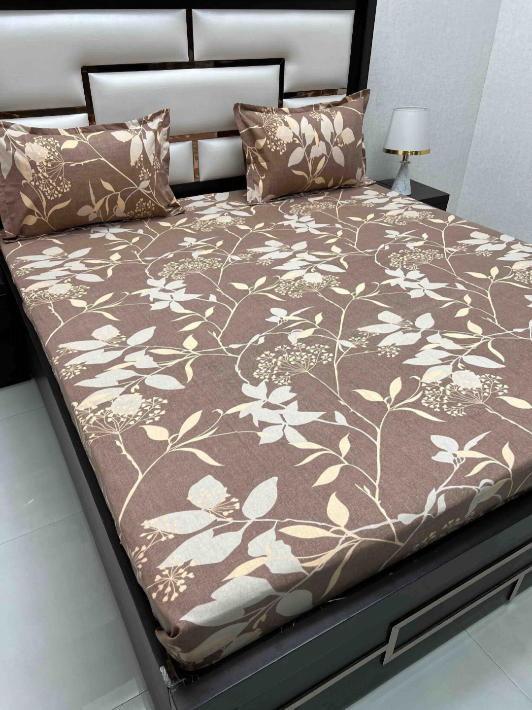Pure Decor Velar Fur Sib Brown Printed Pure Cotton 260 TC King Bedsheet Set 2.74 x 2.74 m
Pure Decor Velar Fur Sib Brown Printed Pure Cotton 260 TC King Bedsheet Set 2.74 x 2.74 m