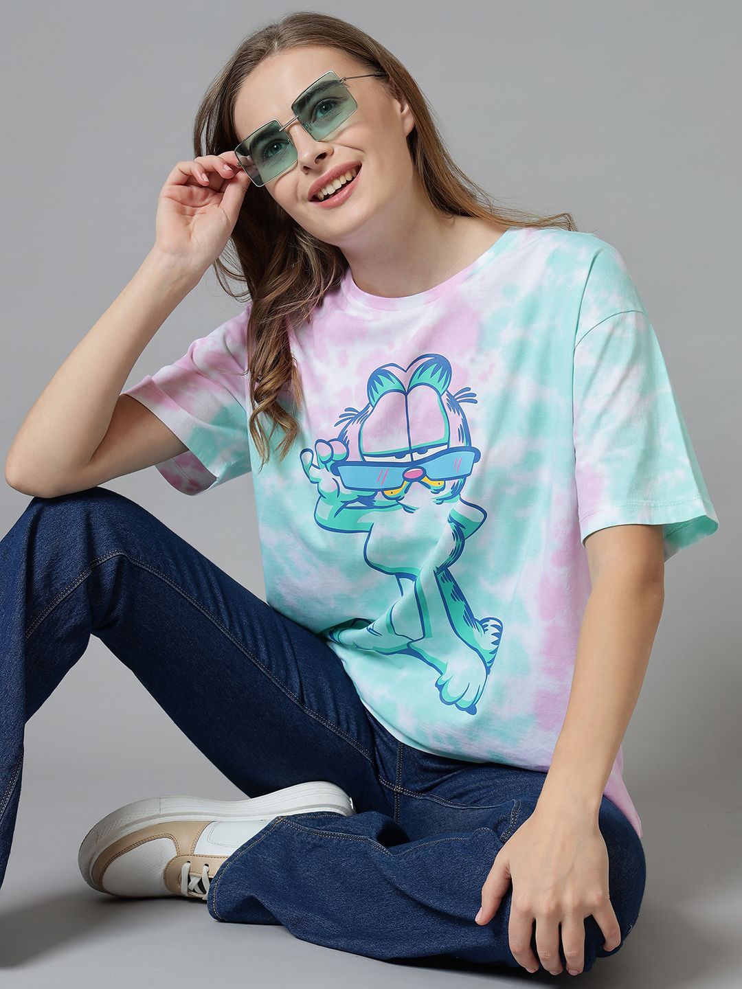Free Authority Women Graphic Printed Round Neck Cotton Relaxed Fit Garfield T-shirt, Pink
Free Authority Women Graphic Printed Round Neck Cotton Relaxed Fit Garfield T-shirt, Pink