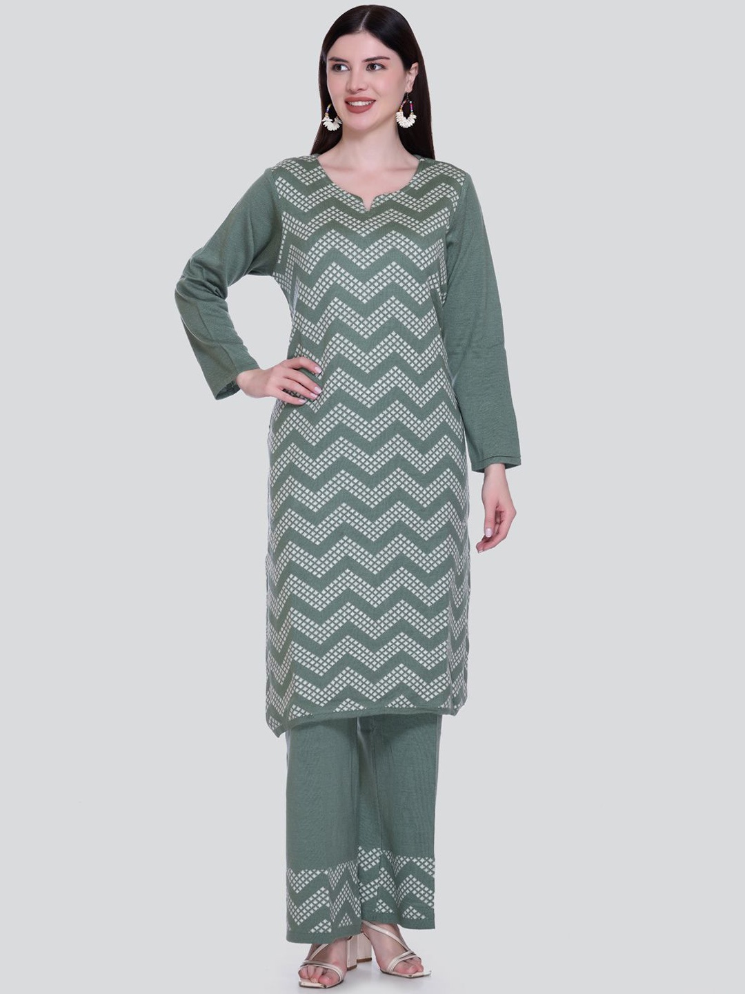 Numalo Chevron Woven Design Round Neck Long Sleeves Regular Kurta With Palazzo, Green
Numalo Chevron Woven Design Round Neck Long Sleeves Regular Kurta With Palazzo, Green