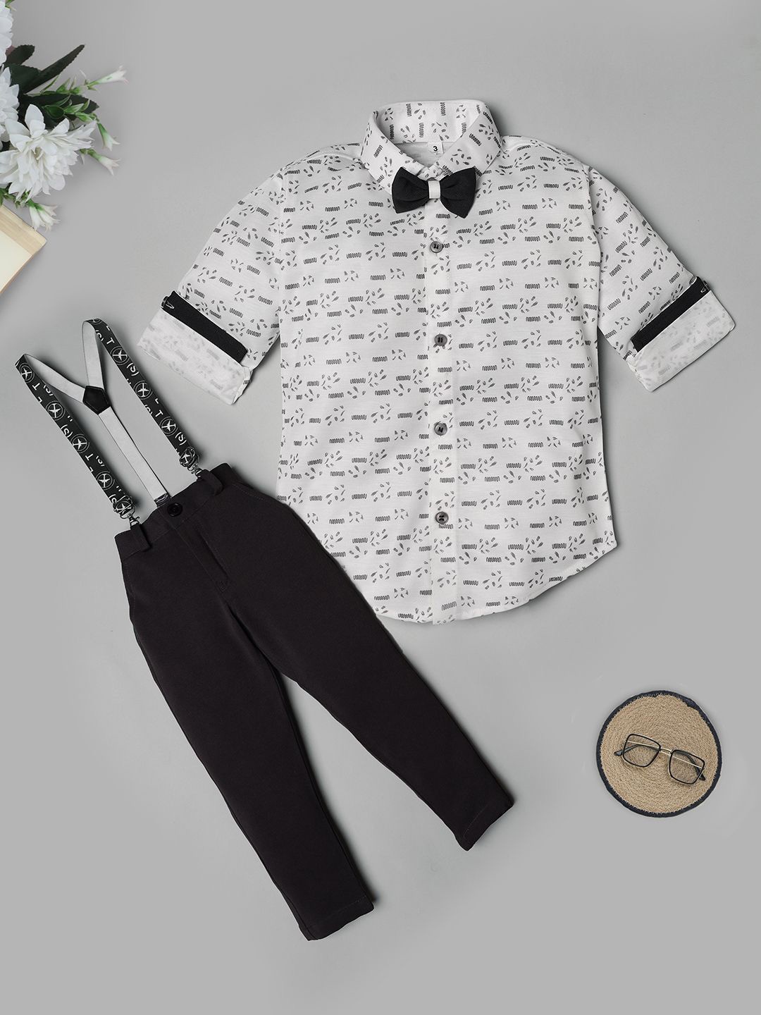 Ridokidz Boys Printed Shirt Collar Long Sleeves Shirt With Trouser With Suspender, White
Ridokidz Boys Printed Shirt Collar Long Sleeves Shirt With Trouser With Suspender, White