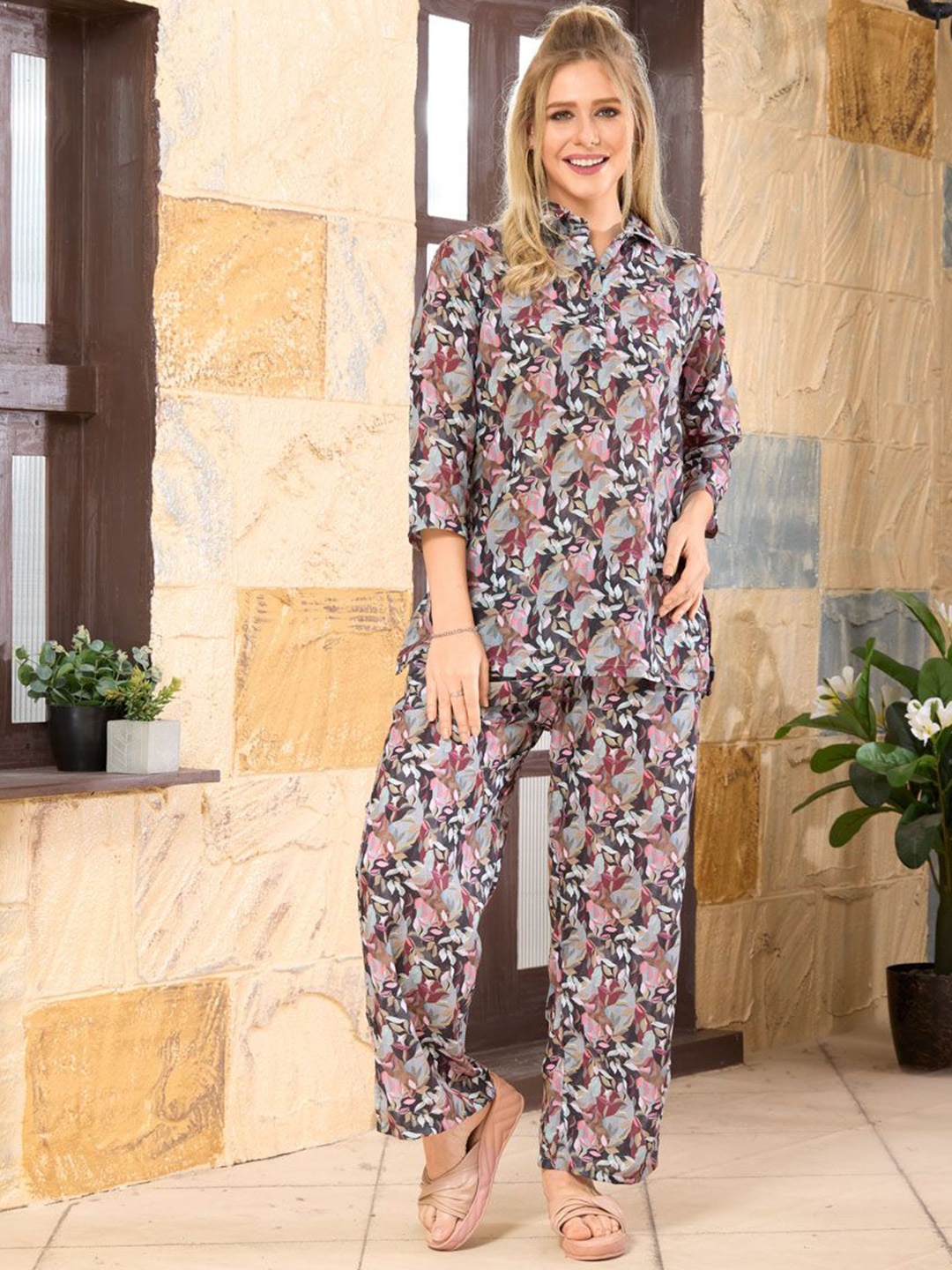 NIGHT FLOSS Printed Shirt Collar Three-Quarter Sleeves Pure Cotton Top With Palazzo, Grey
NIGHT FLOSS Printed Shirt Collar Three-Quarter Sleeves Pure Cotton Top With Palazzo, Grey