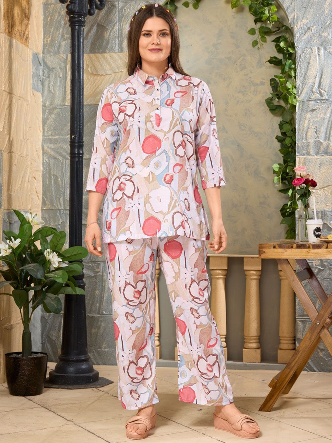 NIGHT FLOSS Printed Shirt Collar Three-Quarter Sleeves Pure Cotton Top With Palazzo, Tan
NIGHT FLOSS Printed Shirt Collar Three-Quarter Sleeves Pure Cotton Top With Palazzo, Tan
