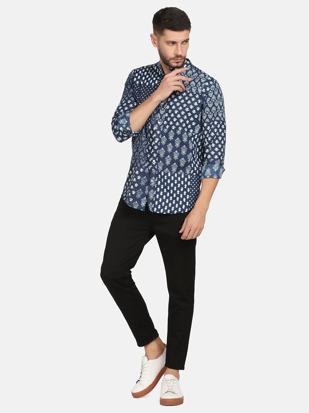 Moda Rapido Men Comfort Band Collar Ethnic Motifs Printed Cotton Casual Shirt, Navy blue
Moda Rapido Men Comfort Band Collar Ethnic Motifs Printed Cotton Casual Shirt, Navy blue