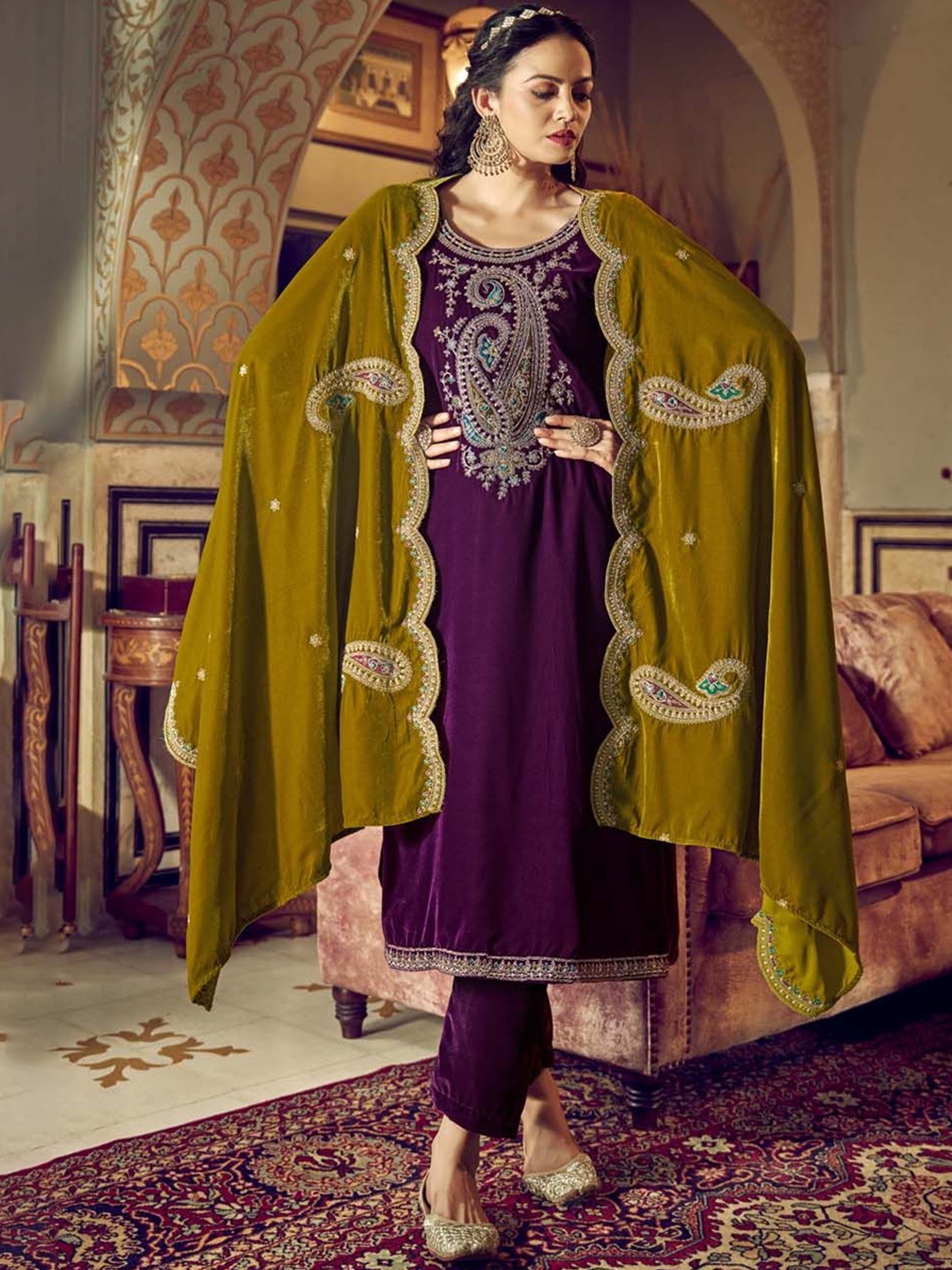 Clora Creation Women Ethnic Motifs Embroidered Regular Velvet Kurta with Trousers & With Dupatta, Purple
Clora Creation Women Ethnic Motifs Embroidered Regular Velvet Kurta with Trousers & With Dupatta, Purple
